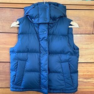 lululemon Women's Wunder Puff Down Fill Cropped Vest Navy Blue Size 0
